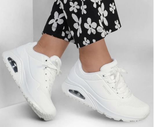 Skechers Womens Uno Sneakers WHT